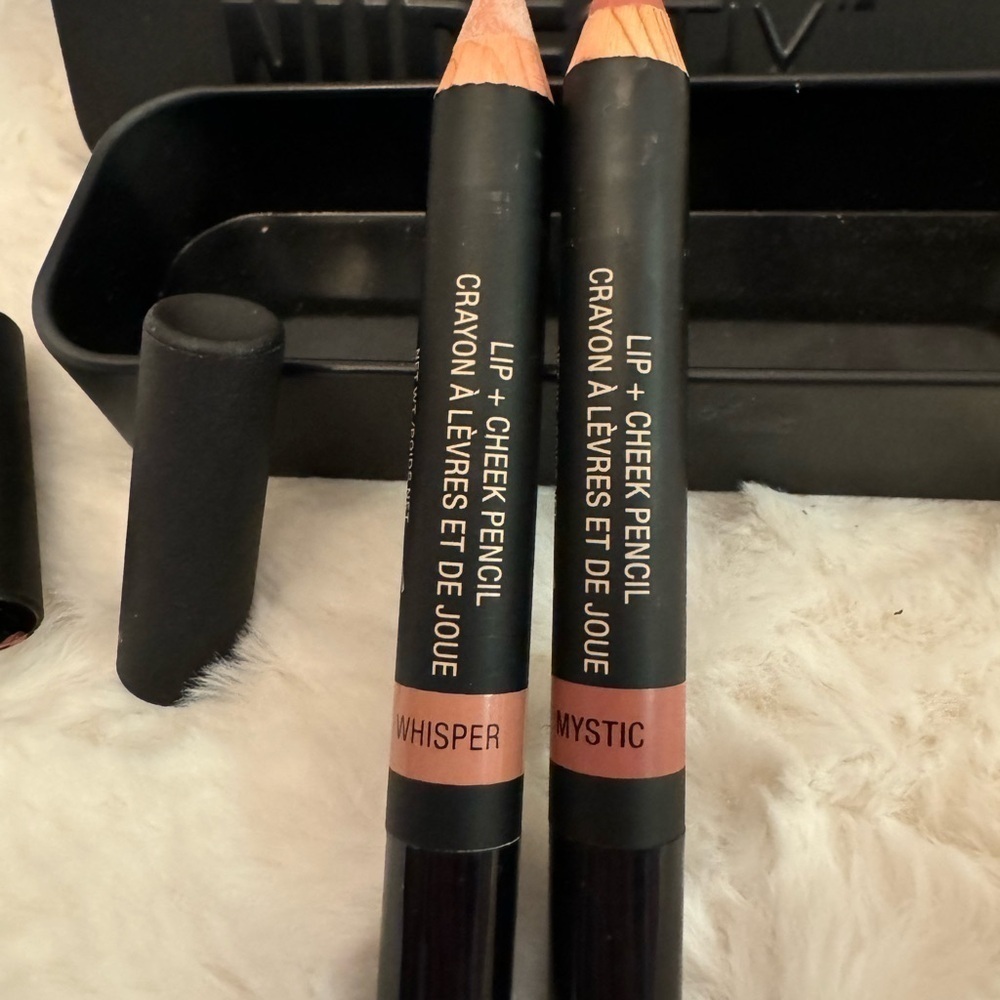 NUDESTIX LIP AND CHEEK PENCIL. Whisper and Mystic. Tin Included. NIB - Picture 7 of 10